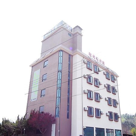 Gunsan La Siesta Hotel Экстерьер фото