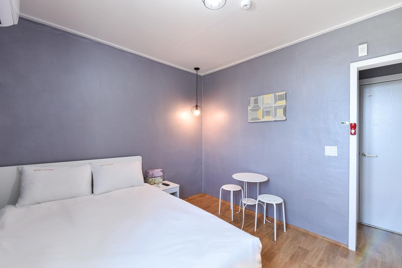 Gunsan La Siesta Hotel Экстерьер фото